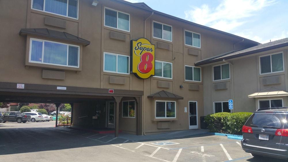 Super 8 By Wyndham Sacramento Hotel Carmichael Екстериор снимка