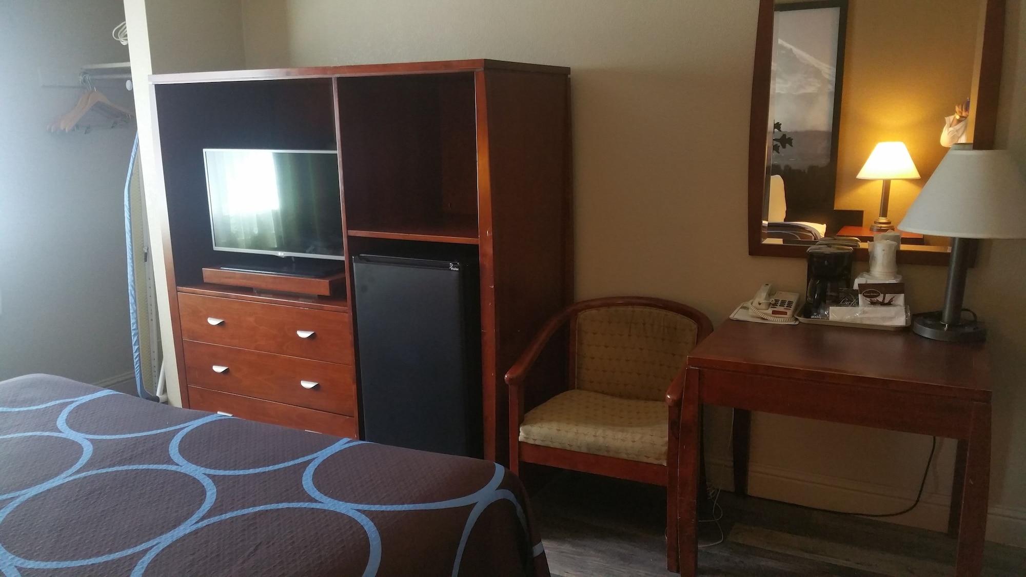 Super 8 By Wyndham Sacramento Hotel Carmichael Екстериор снимка