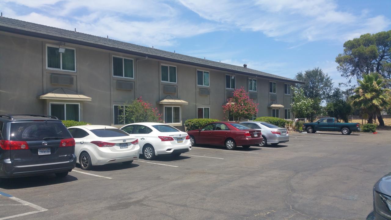 Super 8 By Wyndham Sacramento Hotel Carmichael Екстериор снимка