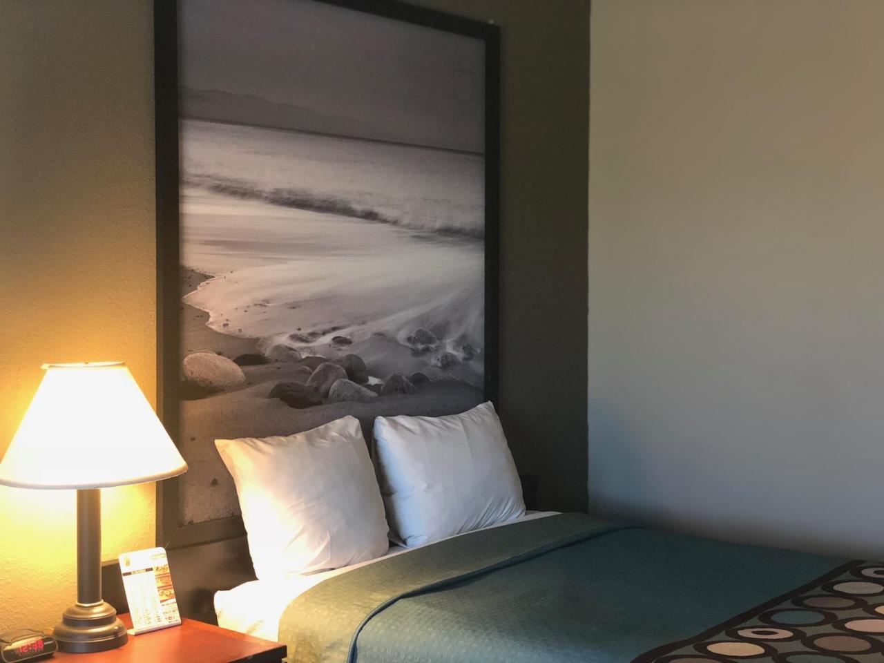 Super 8 By Wyndham Sacramento Hotel Carmichael Екстериор снимка